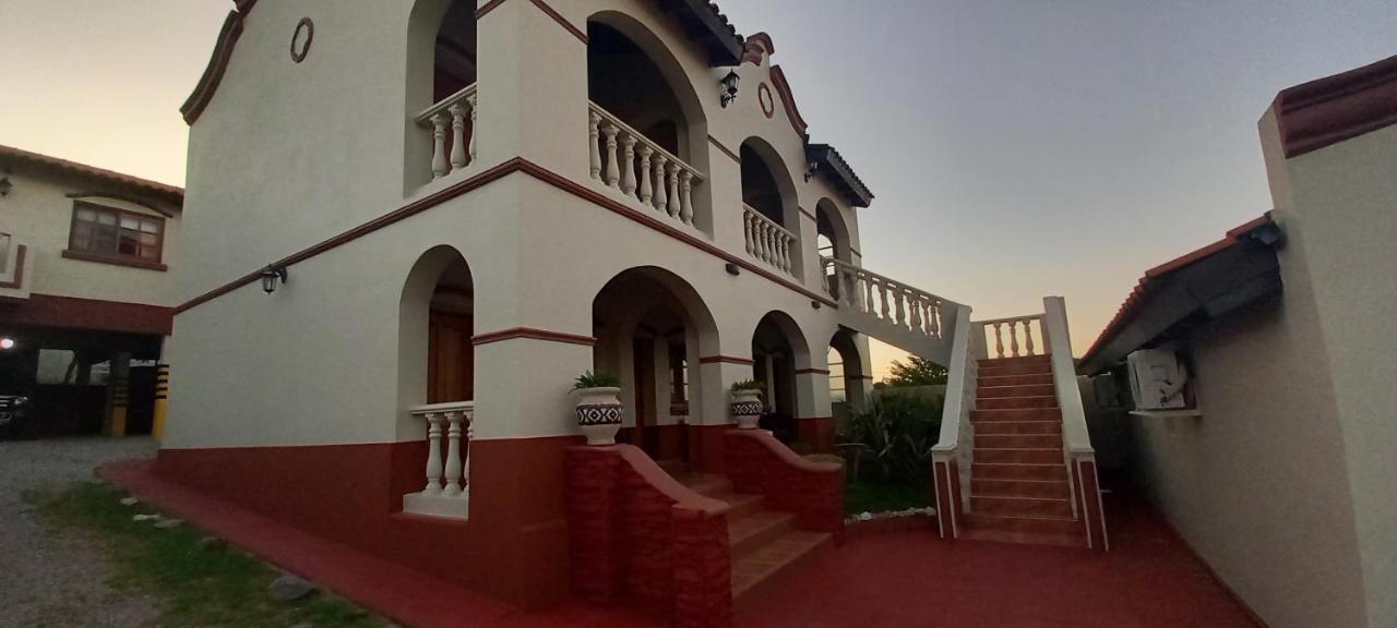 Posada del Infinito Capilla del Monte Esterno foto