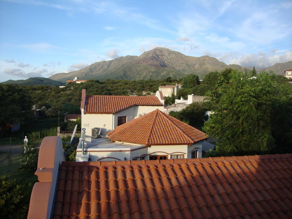 Posada del Infinito Capilla del Monte Esterno foto